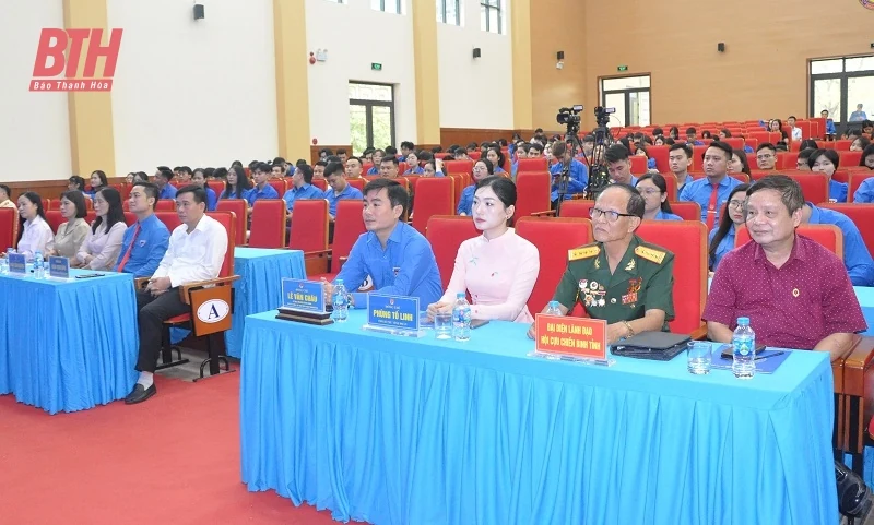 Tọa đàm “Khát vọng cống hiến - Lẽ sống thanh niên”