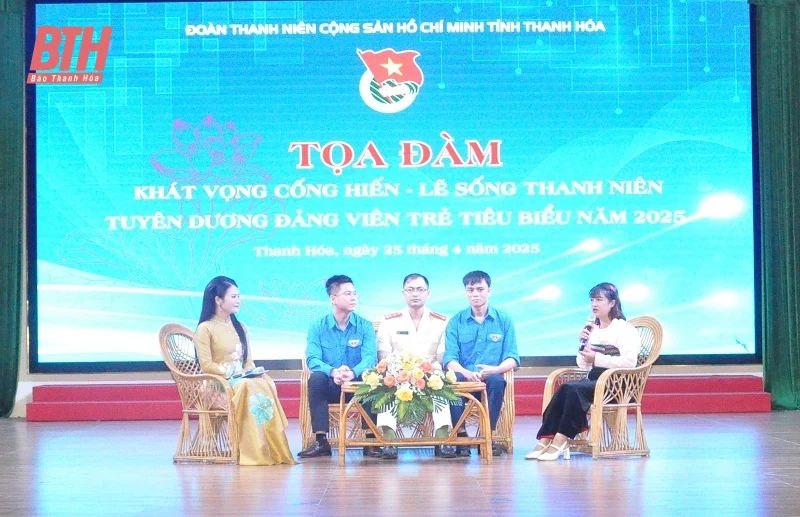 Tọa đàm “Khát vọng cống hiến - Lẽ sống thanh niên”