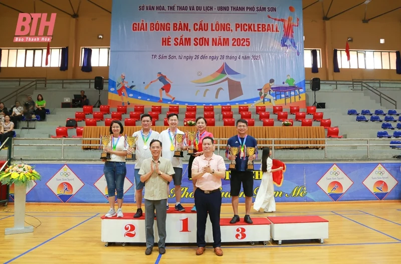 Giải bóng bàn, cầu lông, pickleball hè Sầm Sơn diễn ra sôi nổi, hấp dẫn, chuyên môn cao