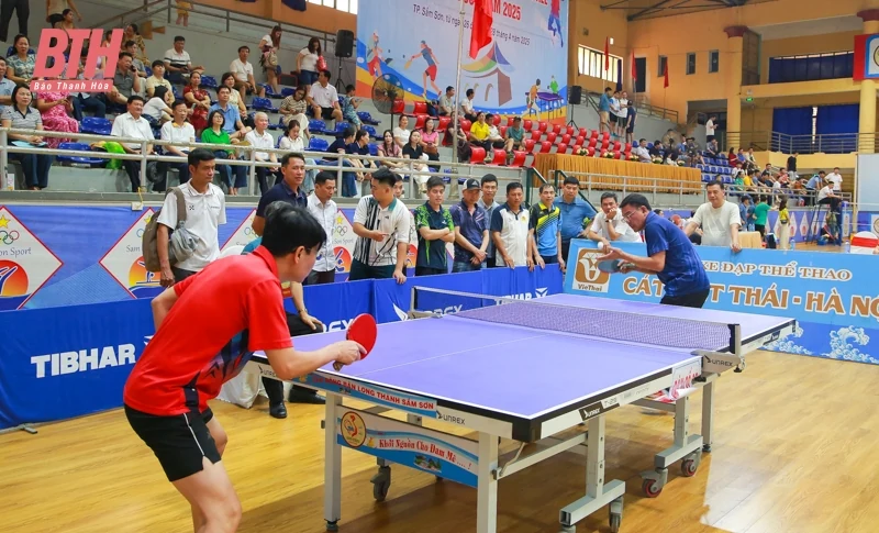 Giải bóng bàn, cầu lông, pickleball hè Sầm Sơn diễn ra sôi nổi, hấp dẫn, chuyên môn cao