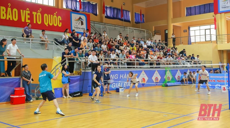 Giải bóng bàn, cầu lông, pickleball hè Sầm Sơn diễn ra sôi nổi, hấp dẫn, chuyên môn cao