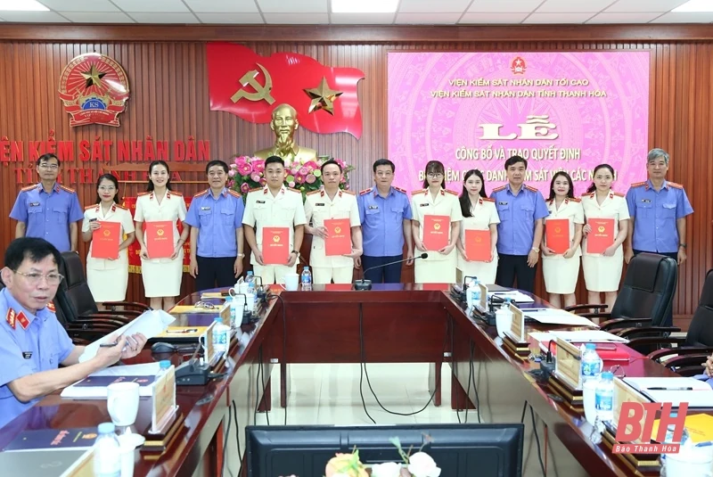 Viện Kiểm sát Nhân dân tỉnh Thanh Hóa công bố và trao quyết định bổ nhiệm chức danh kiểm sát viên các ngạch