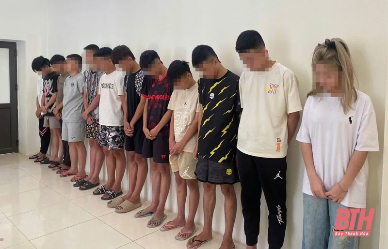 Tạm giữ hình sự đối với các đối tượng gây rối trật tự công cộng