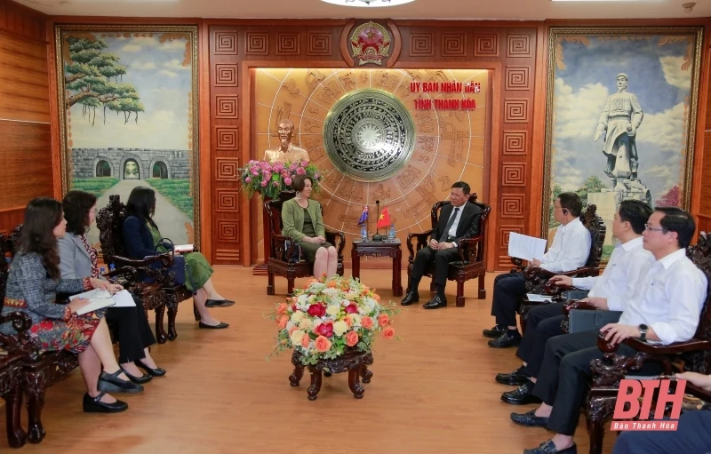 Phó Chủ tịch Thường trực UBND tỉnh làm việc với Đại sứ quán Australia tại Việt Nam