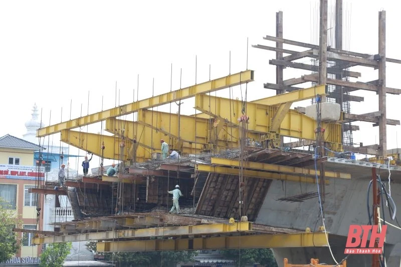 Giữ nhịp công trường