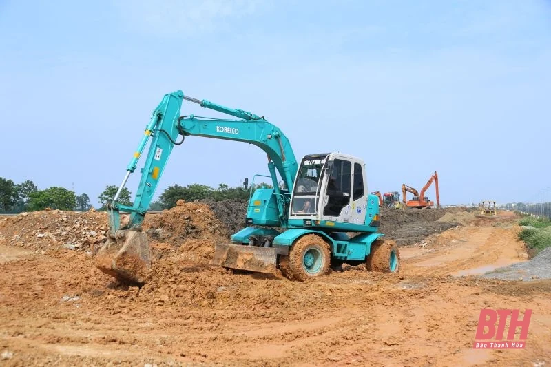 Giữ nhịp công trường