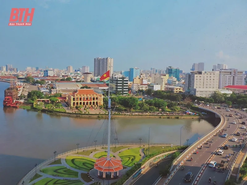 Tinh thần Đại thắng mùa xuân 1975 với kỷ nguyên giàu mạnh, hùng cường, phồn vinh của dân tộc