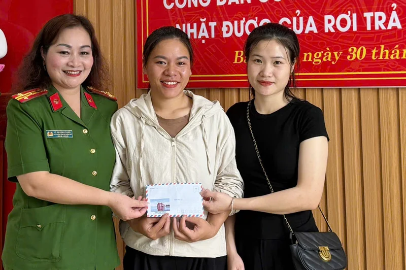 Biểu dương công dân có hành động đẹp nhặt được của rơi, trả lại người đánh mất