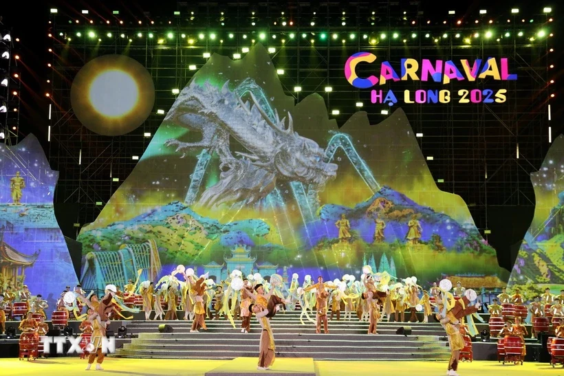 Khai mạc Carnaval Hạ Long 2025: Kết nối di sản - Tiên phong tỏa sáng