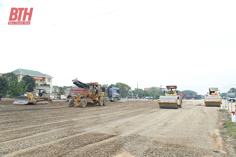 Bứt tốc cùng dự án trọng điểm: Thanh Hóa trên đường lớn! (Bài 1) - Công trình lớn dựng thế, dự án mới mở đường