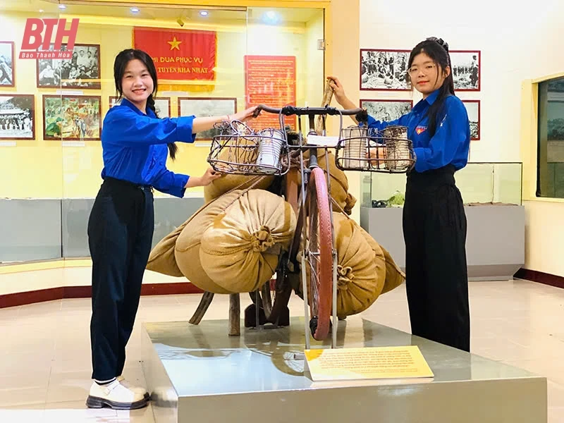 Tinh thần, khí phách người xứ Thanh qua tư liệu, hiện vật về Điện Biên Phủ