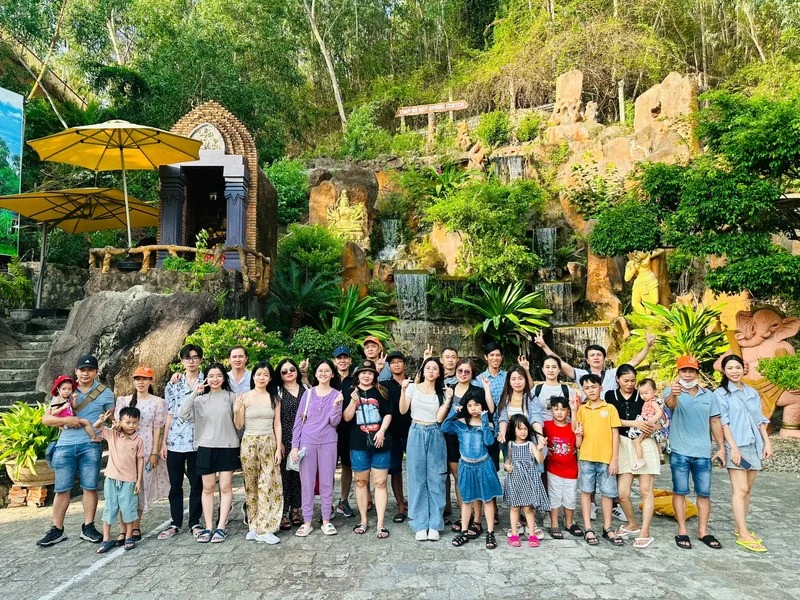 Nha Trang Travel công ty đặt tour Nha Trang uy tín, giá rẻ