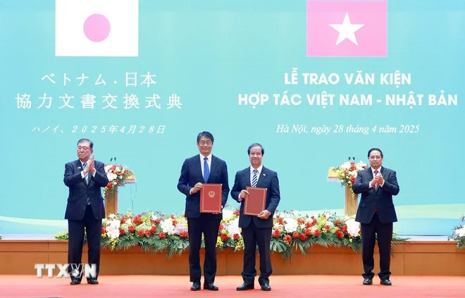 Thông cáo báo chí chung nhân chuyến thăm của Thủ tướng Nhật Bản Ishiba Shigeru