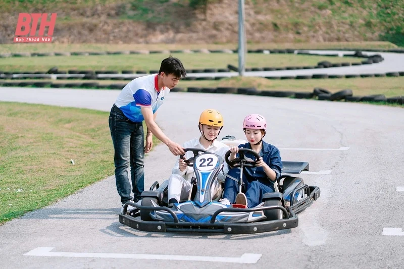 Các điểm đến nỗ lực đón khách an toàn trong kỳ nghỉ lễ