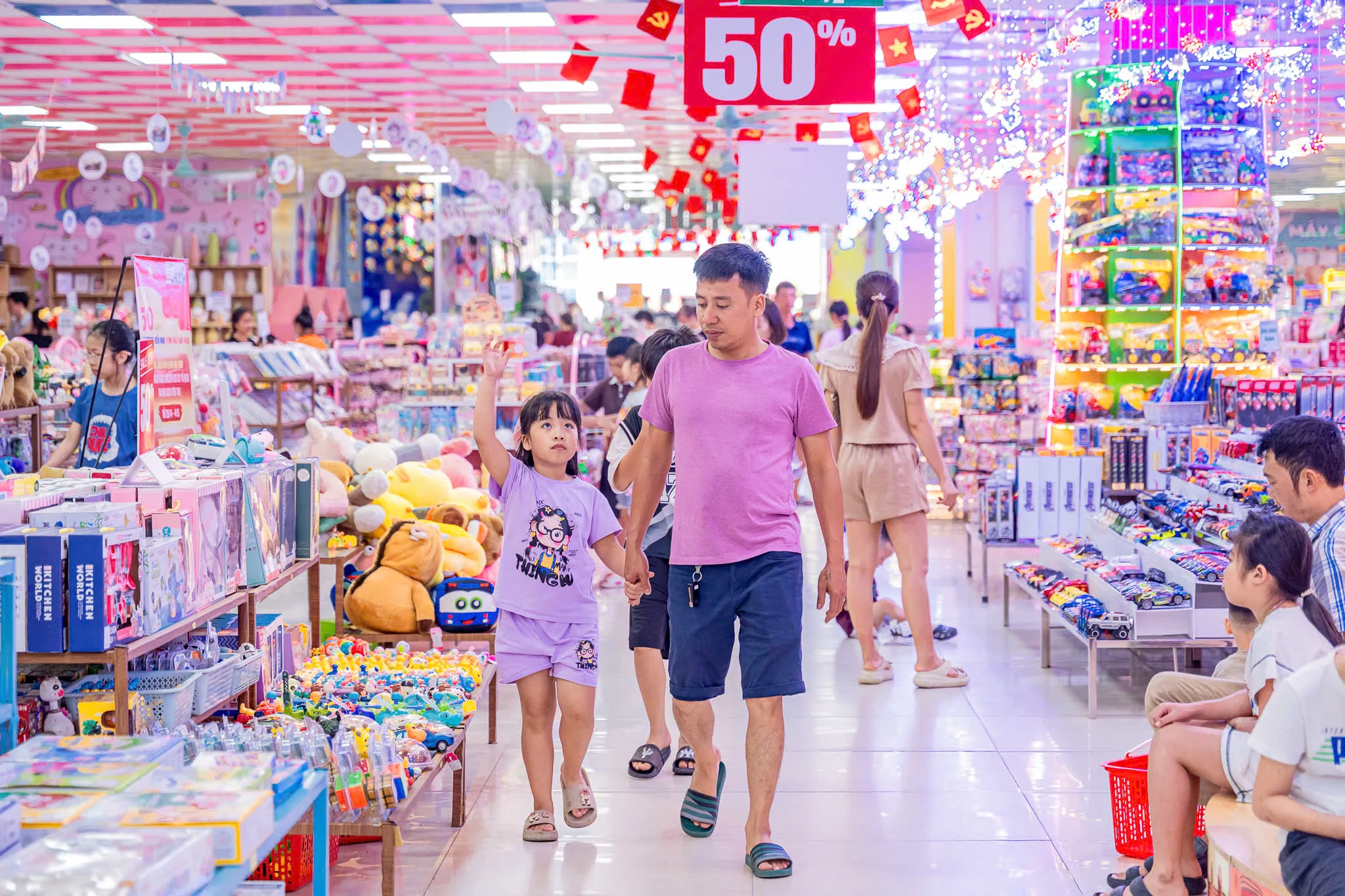 Các khu vui chơi dành cho trẻ em nhộn nhịp trong kỳ nghỉ lễ