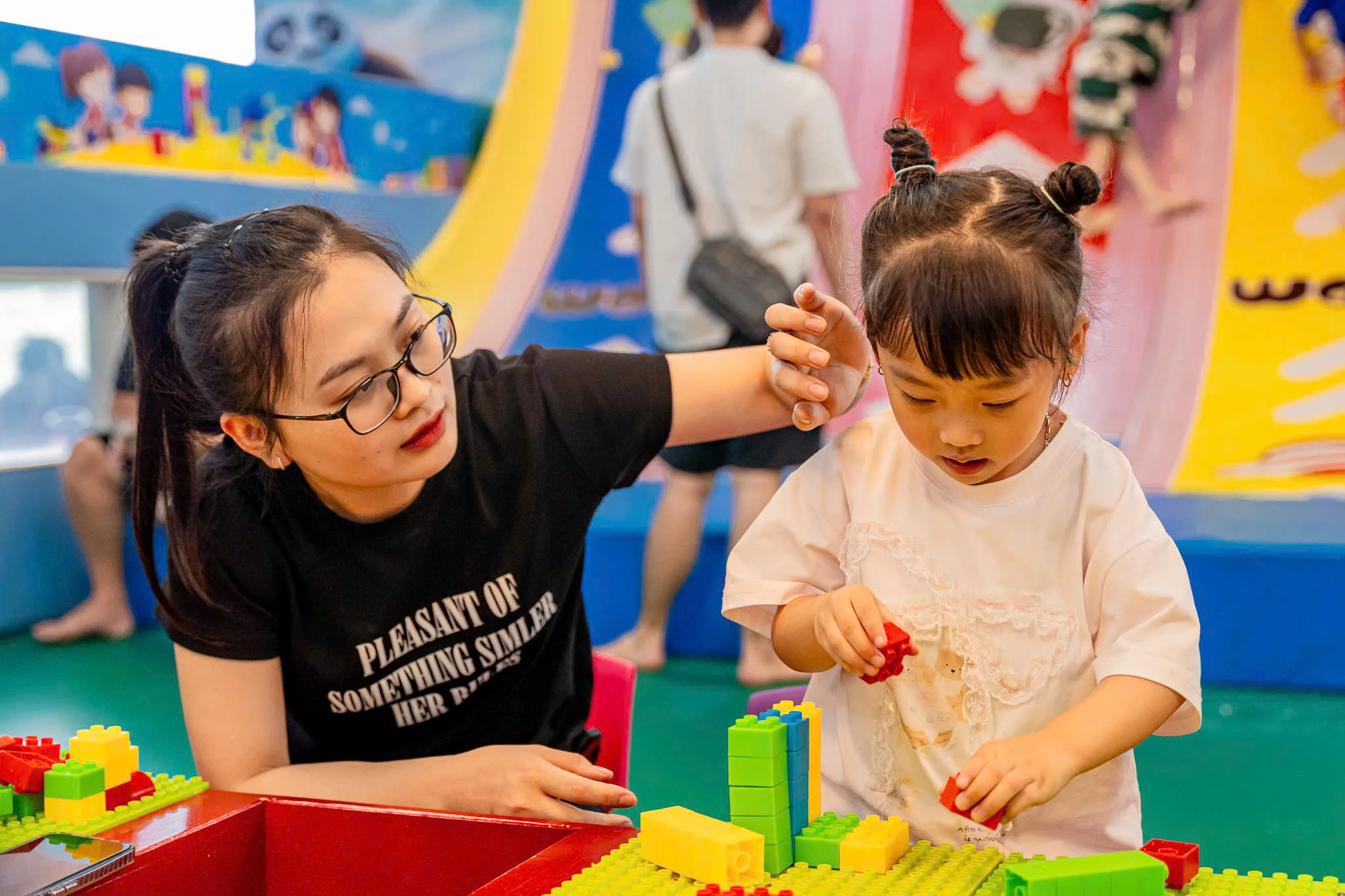 Các khu vui chơi dành cho trẻ em nhộn nhịp trong kỳ nghỉ lễ