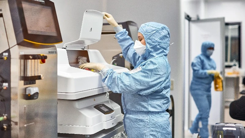 Sớm mang vaccine điều trị ung thư tiềm năng công nghệ mRNA của Nga về Việt Nam