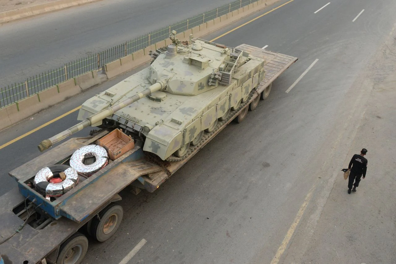 Hiệp định kiểm soát Ấn Độ và Pakistan bị đình chỉ, hòa bình mong manh