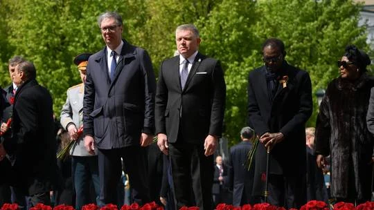 Nga ca ngợi Tổng thống Serbia và Thủ tướng Slovakia là những anh hùng