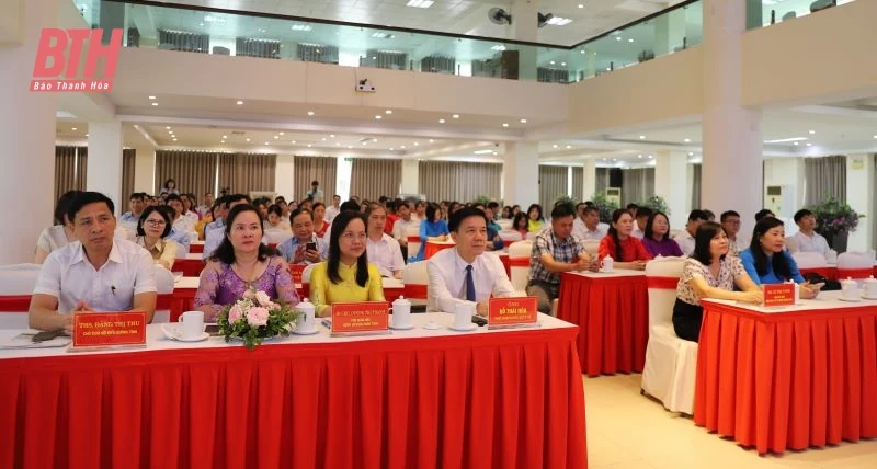 Kỷ niệm Ngày Quốc tế Điều dưỡng và cập nhật kiến thức trong thực hành lâm sàng, quản lý điều dưỡng