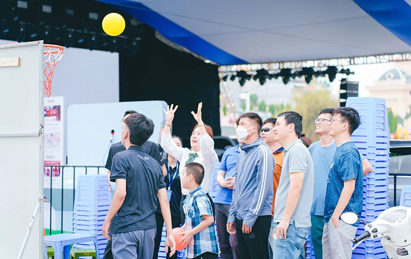 BYD Thanh Hóa ra mắt công nghệ đột phá và đại tiệc âm nhạc thăng hoa tại Quảng trường Lam Sơn