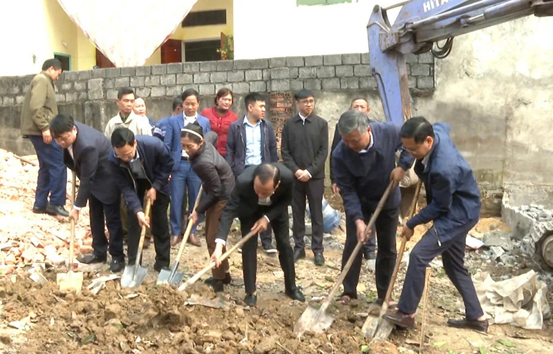 Thiệu Hóa: Huy động hơn 13 tỷ đồng hỗ trợ xây nhà ở cho hộ nghèo, hộ gia đình chính sách, hộ còn khó khăn về nhà ở 