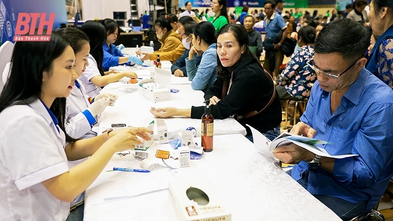 Những thầy thuốc trẻ xung kích, tình nguyện vì sức khỏe cộng đồng