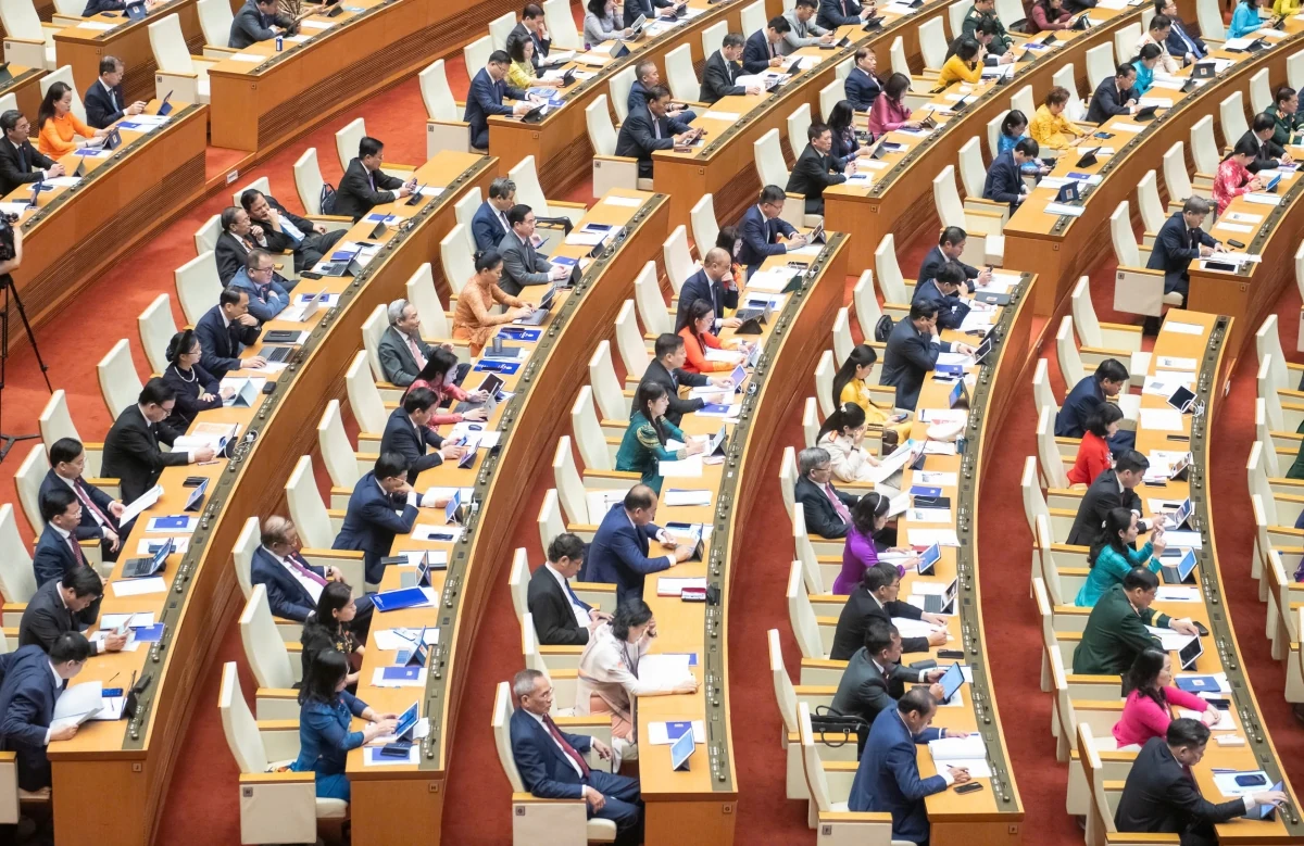 Thủ tướng: Nâng cao chất lượng dịch vụ y tế, hướng tới mục tiêu miễn viện phí