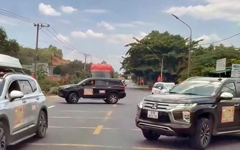 Tự ý chặn quốc lộ “mở đường” cho đoàn xe doanh nhân, nhiều người bị xử lý