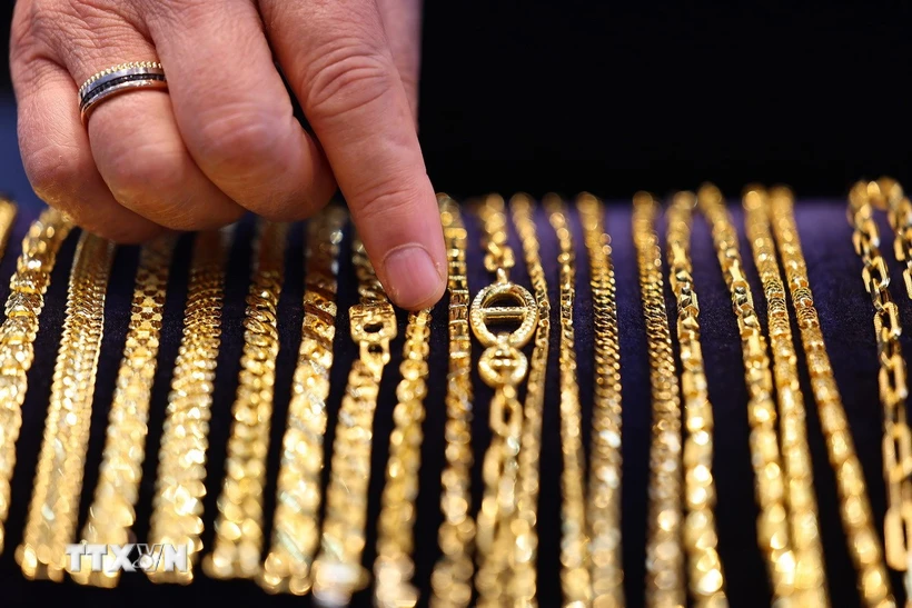 Vì sao vàng ghi nhận tuần giảm giá mạnh nhất trong vòng 6 tháng?