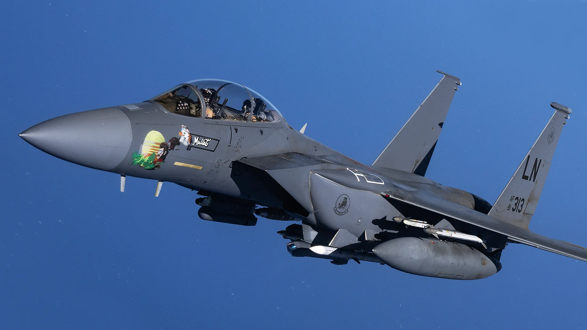 Mỹ triển khai máy bay chiến đấu F-15 để bảo vệ tiền đồn Ấn Độ Dương