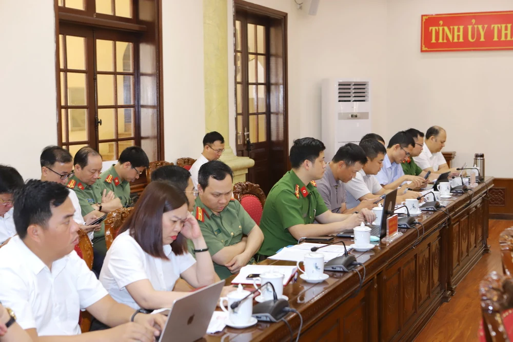 Ban Thường vụ Tỉnh ủy làm việc với Đoàn công tác Bộ Công an về chuyển đổi số