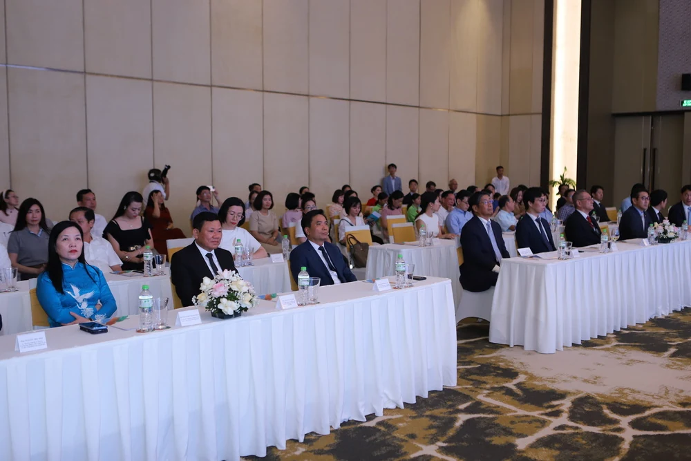 Bí thư Tỉnh ủy Nguyễn Doãn Anh tiếp xã giao Đại sứ Đặc mệnh toàn quyền Nhật Bản tại Việt Nam và dự chương trình “Kết nối văn hóa bằng truyện dân gian và âm nhạc”