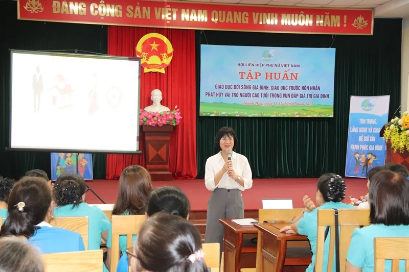 Tập huấn nâng cao năng lực về giáo dục đời sống gia đình, giáo dục trước hôn nhân