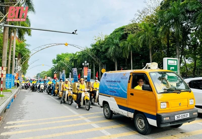 Ra quân hưởng ứng Tháng vận động, triển khai BHXH toàn dân