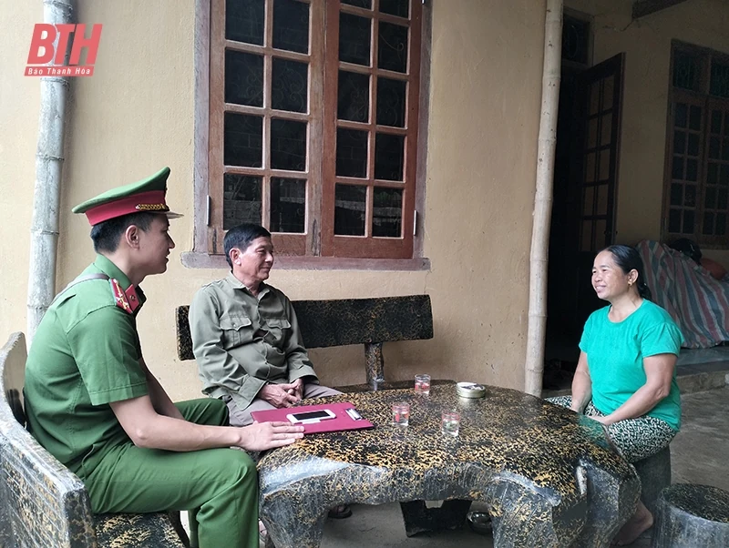 Đưa kiến thức pháp luật đến với người dân