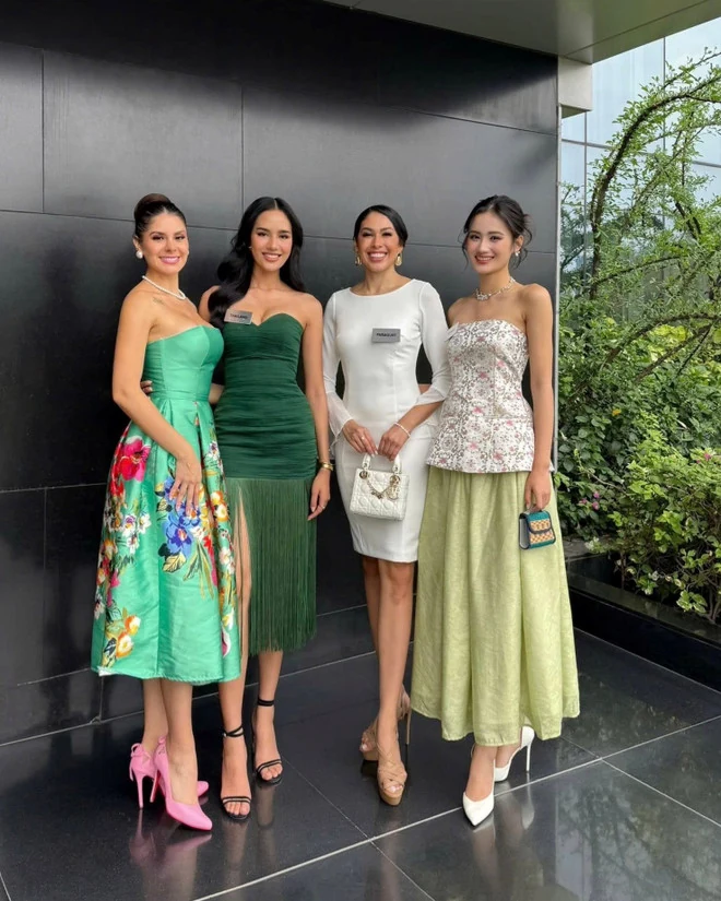 Ý Nhi thể hiện dấu ấn bản sắc Việt Nam qua thời trang tại Miss World