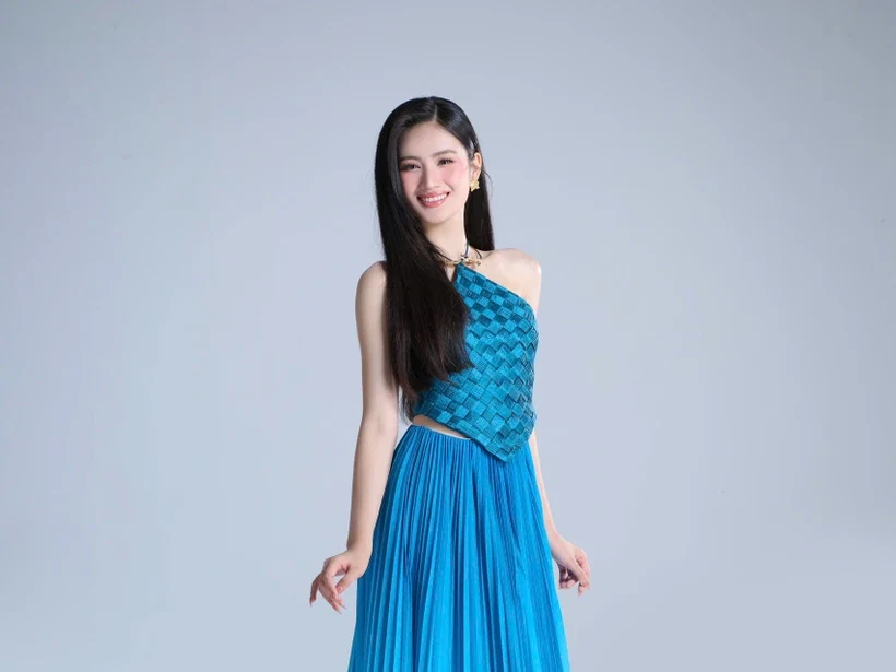 Ý Nhi thể hiện dấu ấn bản sắc Việt Nam qua thời trang tại Miss World