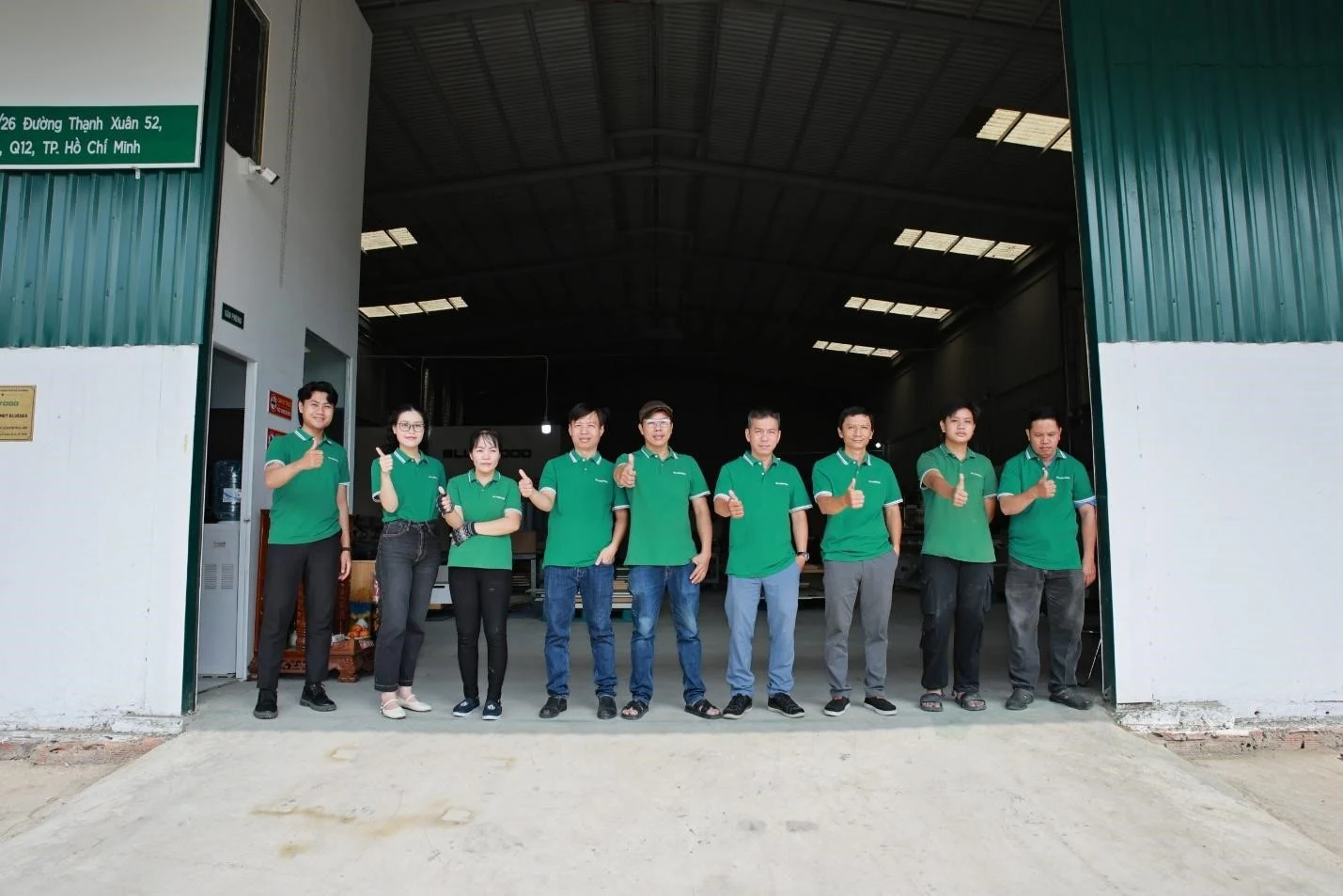 Báo giá dịch vụ thi công nội thất nhà phố, tủ bếp của Bluewood