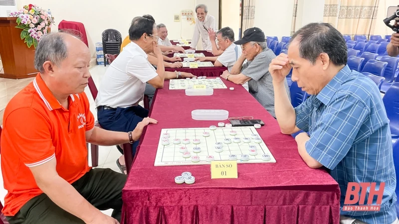 CLB Hàm Rồng tổ chức Hội thi thể thao chào mừng kỷ niệm 135 năm ngày sinh Chủ tịch Hồ Chí Minh