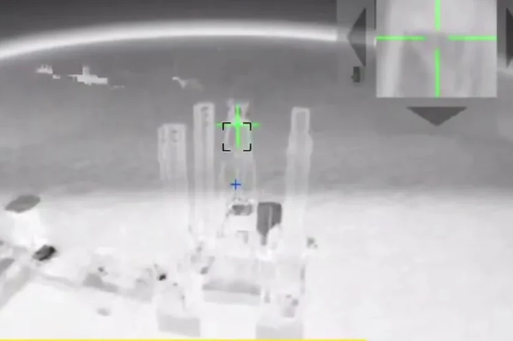 Ukraine tấn công radar của Nga trên Biển Đen