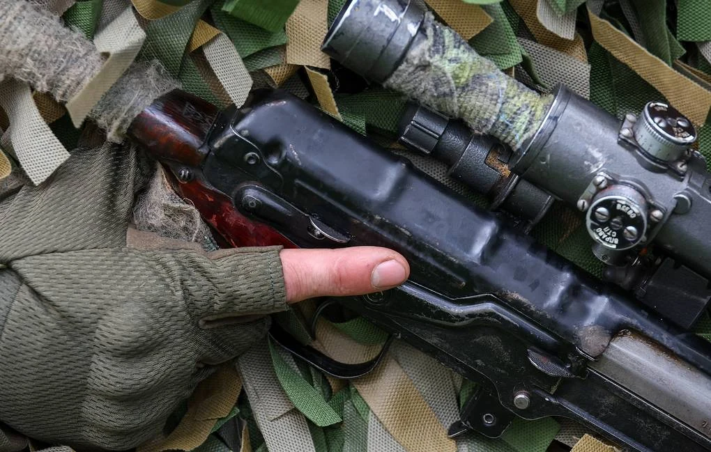 Quân đội Nga tiến sâu vào Sumy, bao vây Konstantinovka ở khu vực Donbass