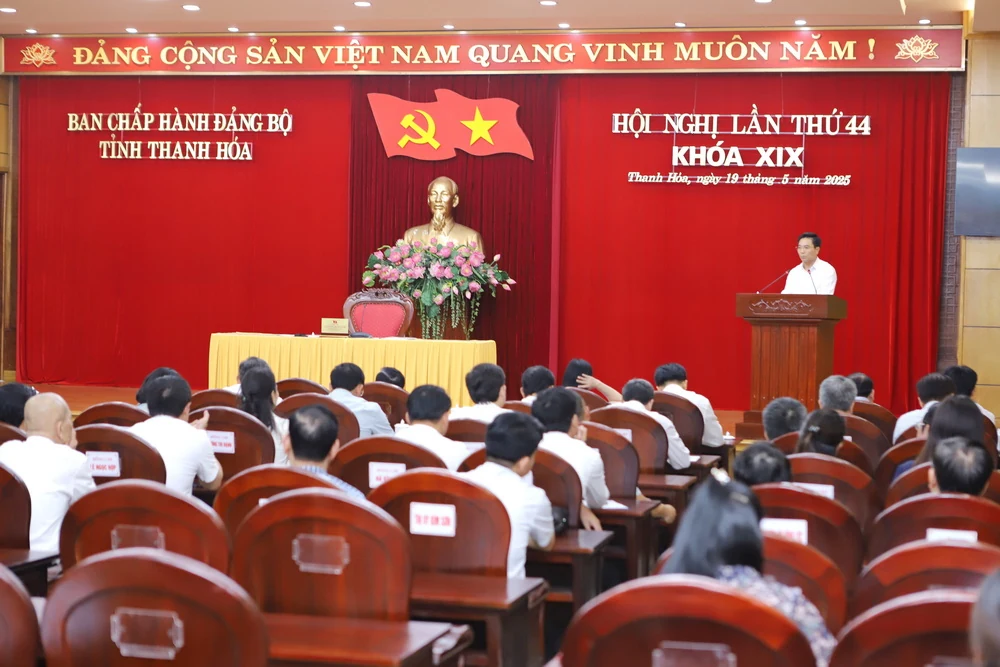 Ban Chấp hành Đảng bộ tỉnh thông qua Đề án tổ chức bộ máy chính quyền địa phương, đơn vị sự nghiệp; phương hướng bố trí đội ngũ cán bộ, công chức, viên chức và người lao động