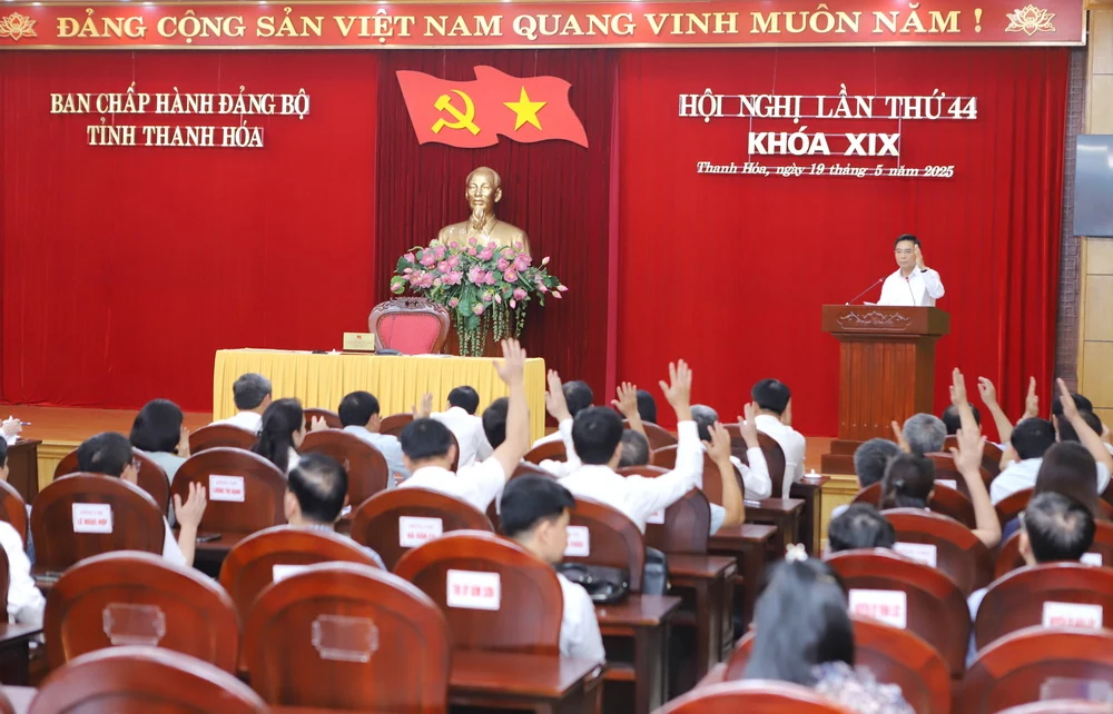 Ban Chấp hành Đảng bộ tỉnh thông qua Đề án tổ chức bộ máy chính quyền địa phương, đơn vị sự nghiệp; phương hướng bố trí đội ngũ cán bộ, công chức, viên chức và người lao động