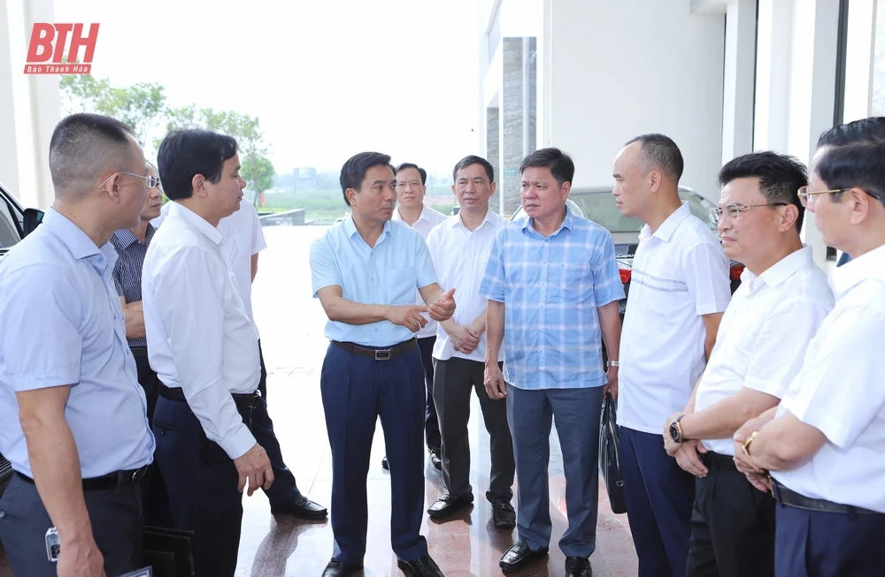 Bí thư Tỉnh ủy Nguyễn Doãn Anh kiểm tra địa điểm bố trí trụ sở làm việc tại TP Thanh Hóa và TP Sầm Sơn sau sắp xếp đơn vị hành chính