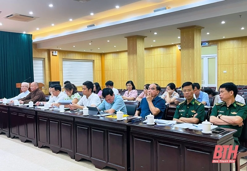 Lấy ý kiến, góp ý Dự thảo Nghị quyết sửa đổi, bổ sung một số điều của Hiến pháp 2013