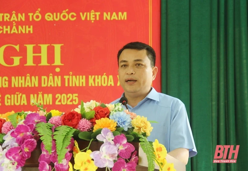 Trưởng Ban Tuyên giáo và Dân vận Tỉnh ủy Đào Xuân Yên tiếp xúc cử tri huyện Lang Chánh