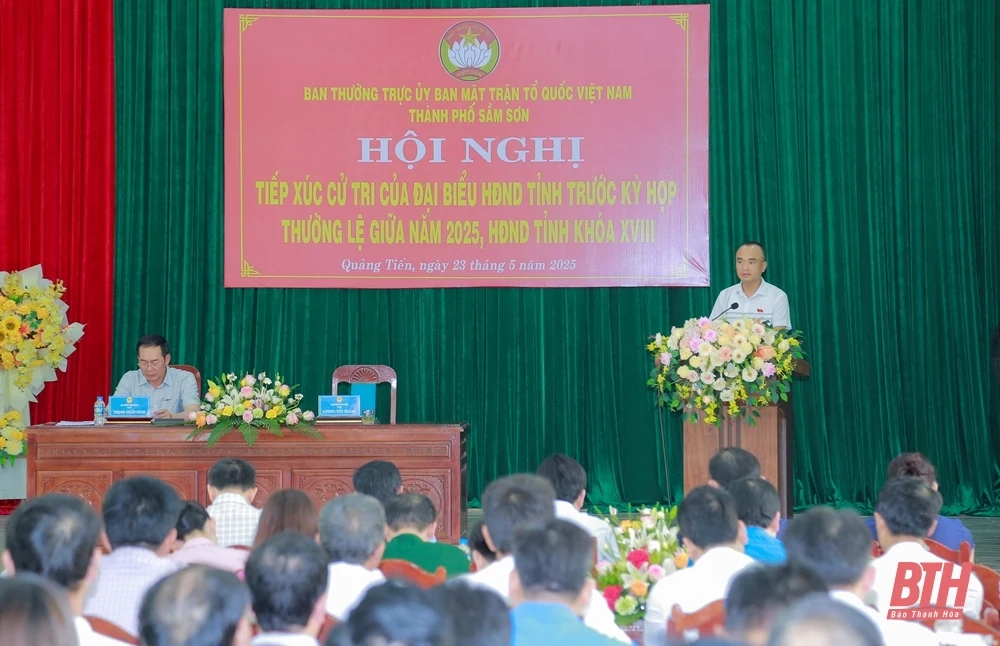 Phó Bí thư Tỉnh ủy Trịnh Tuấn Sinh tiếp xúc cử tri TP Sầm Sơn