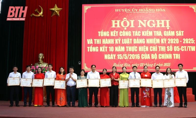 Huyện Hoằng Hóa tổng kết 10 năm thực hiện Chỉ thị số 05 của Bộ Chính trị