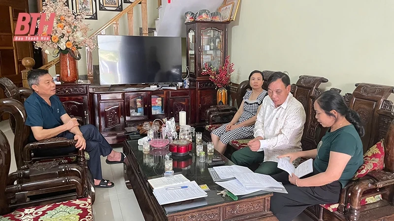 Sớm cấp Giấy chứng nhận quyền sử dụng đất cho các hộ gia đình quân nhân ở thị trấn Yên Cát